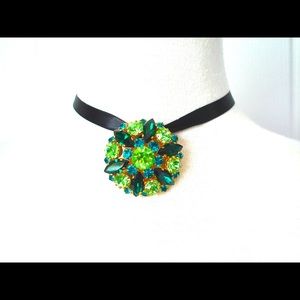 Vintage GREEN Austrian Crystal Brooch Pin Pendant